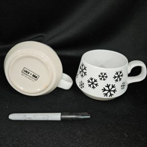 Coco+Lola Snowflake Holiday Mugs